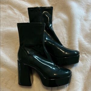 fall green platform ankle boots
